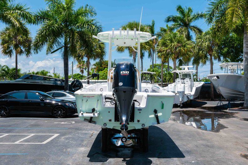 Thumbnail 6 for New 2019 Sportsman Masters 227 Bay Boat boat for sale in Vero Beach, FL