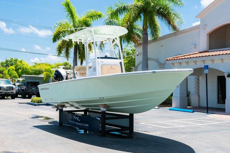 Thumbnail 1 for New 2019 Sportsman Masters 227 Bay Boat boat for sale in Vero Beach, FL