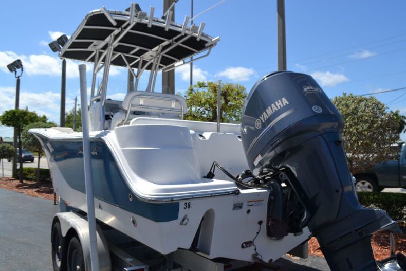 Thumbnail 3 for Used 2014 Sea Fox 249 Avenger boat for sale in Vero Beach, FL