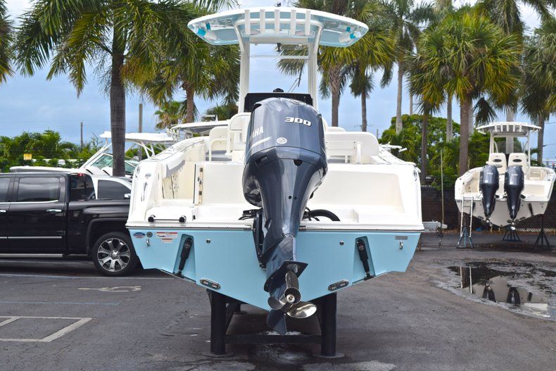 Thumbnail 8 for New 2019 Cobia 240 CC Center Console boat for sale in Fort Lauderdale, FL