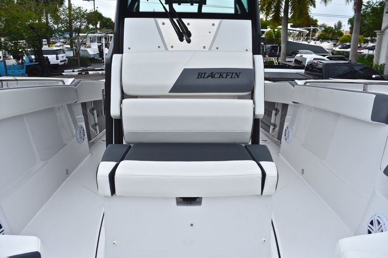 Thumbnail 75 for Used 2018 Blackfin 272CC Center Console boat for sale in West Palm Beach, FL