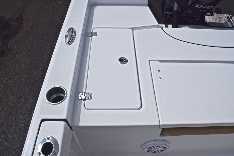 Thumbnail 17 for New 2019 Sportsman Masters 227 Bay Boat boat for sale in Vero Beach, FL