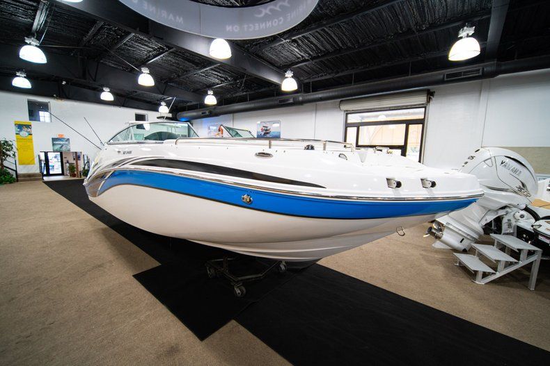 Thumbnail 1 for New 2019 Hurricane SunDeck SD 2486 OB boat for sale in West Palm Beach, FL