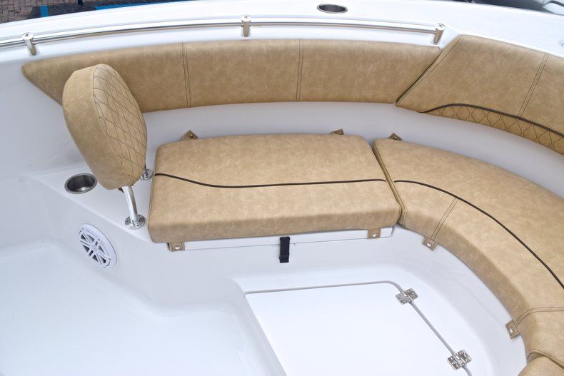 Thumbnail 49 for New 2019 Sportsman Heritage 231 Center Console boat for sale in West Palm Beach, FL