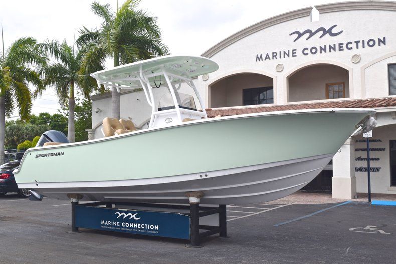 Thumbnail 1 for New 2019 Sportsman Heritage 241 Center Console boat for sale in Islamorada, FL