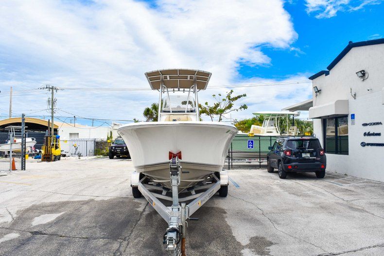Thumbnail 2 for Used 2018 NauticStar 22XS boat for sale in Fort Lauderdale, FL