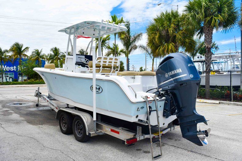 Thumbnail 6 for Used 2018 Sea Hunt 234 Ultra boat for sale in Fort Lauderdale, FL