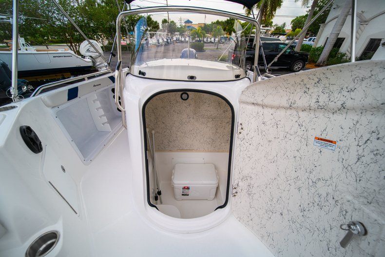 Thumbnail 37 for Used 2019 Hurricane CC 211 OB boat for sale in West Palm Beach, FL