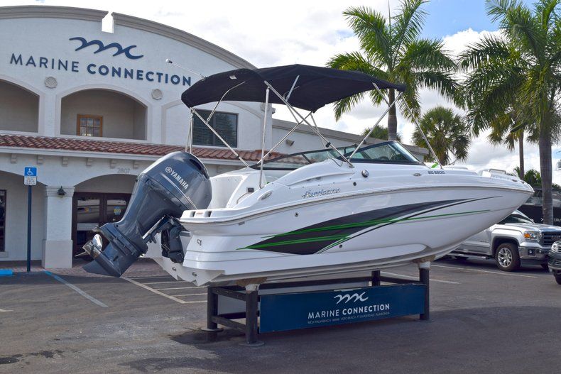 Thumbnail 7 for New 2019 Hurricane SunDeck SD 2200 OB boat for sale in West Palm Beach, FL