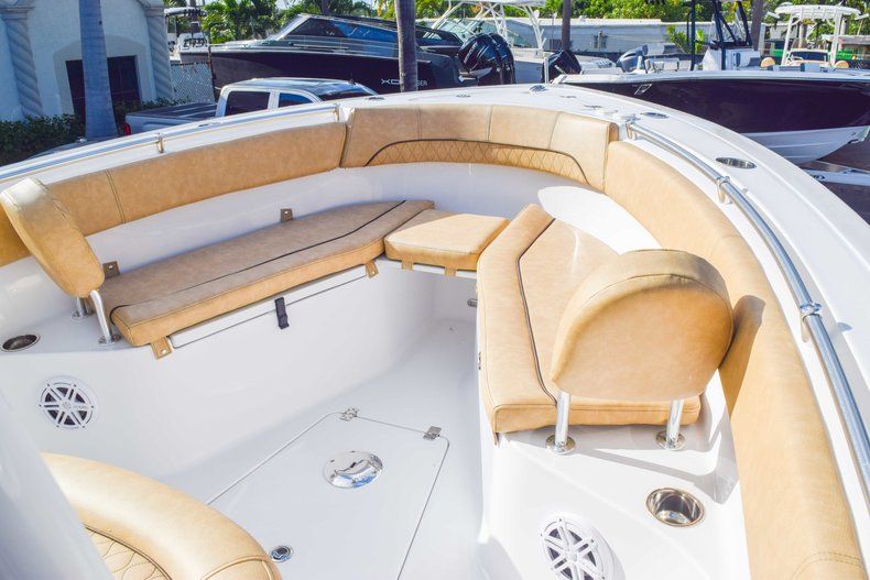 Thumbnail 60 for New 2019 Sportsman Open 252 Center Console boat for sale in Fort Lauderdale, FL