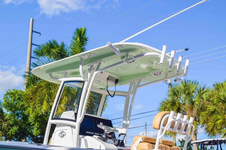 Thumbnail 7 for New 2019 Sportsman Open 252 Center Console boat for sale in Fort Lauderdale, FL