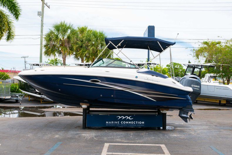 Thumbnail 4 for New 2019 Hurricane SD 2200 OB boat for sale in Fort Lauderdale, FL