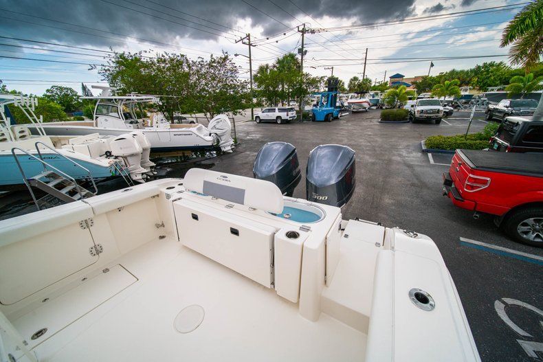 Thumbnail 14 for New 2019 Cobia 301 CC Center Console boat for sale in West Palm Beach, FL
