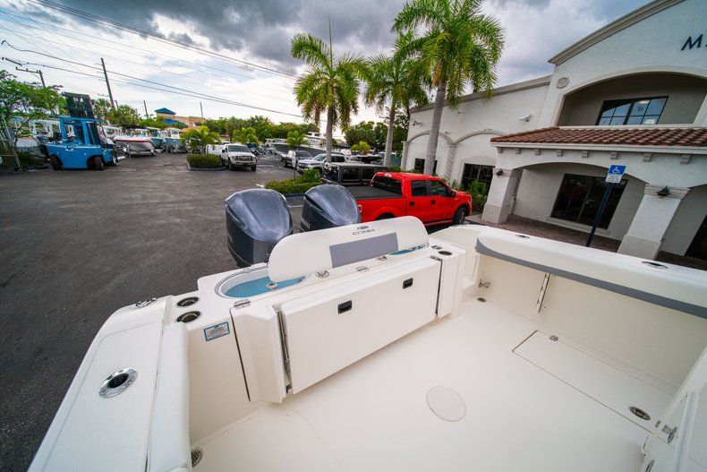 Thumbnail 12 for New 2019 Cobia 301 CC Center Console boat for sale in West Palm Beach, FL