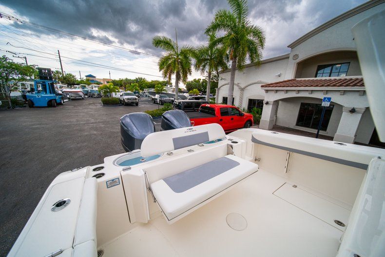 Thumbnail 11 for New 2019 Cobia 301 CC Center Console boat for sale in West Palm Beach, FL