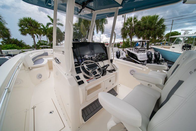 Thumbnail 24 for New 2019 Cobia 301 CC Center Console boat for sale in West Palm Beach, FL