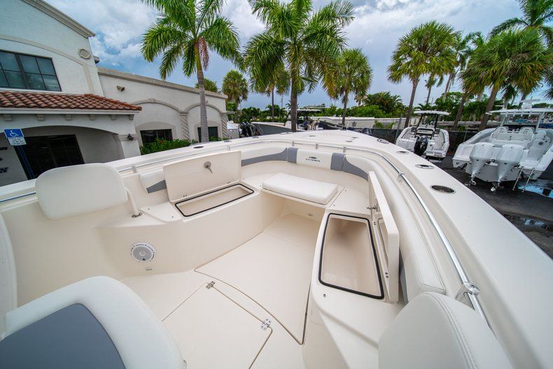 Thumbnail 33 for New 2019 Cobia 301 CC Center Console boat for sale in West Palm Beach, FL
