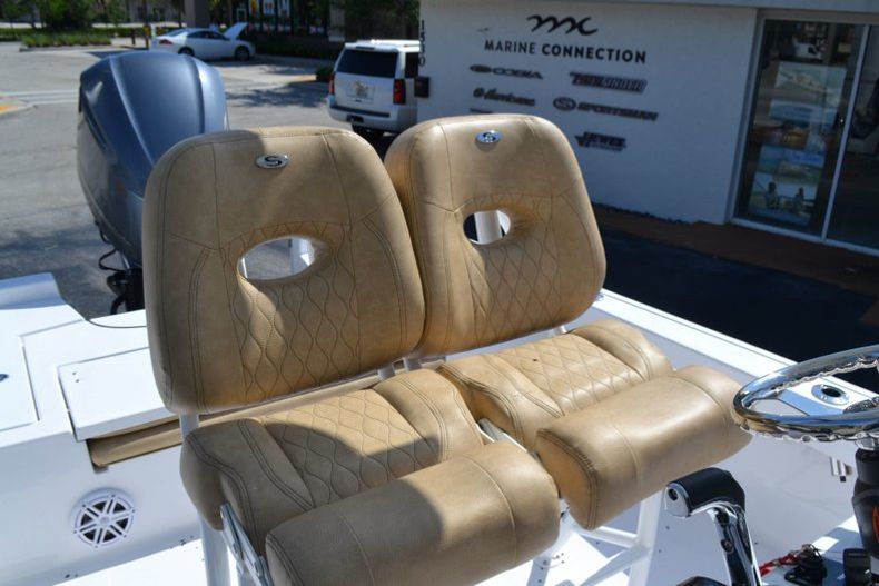 Thumbnail 12 for New 2019 Sportsman Masters 247 Bay Boat boat for sale in Vero Beach, FL