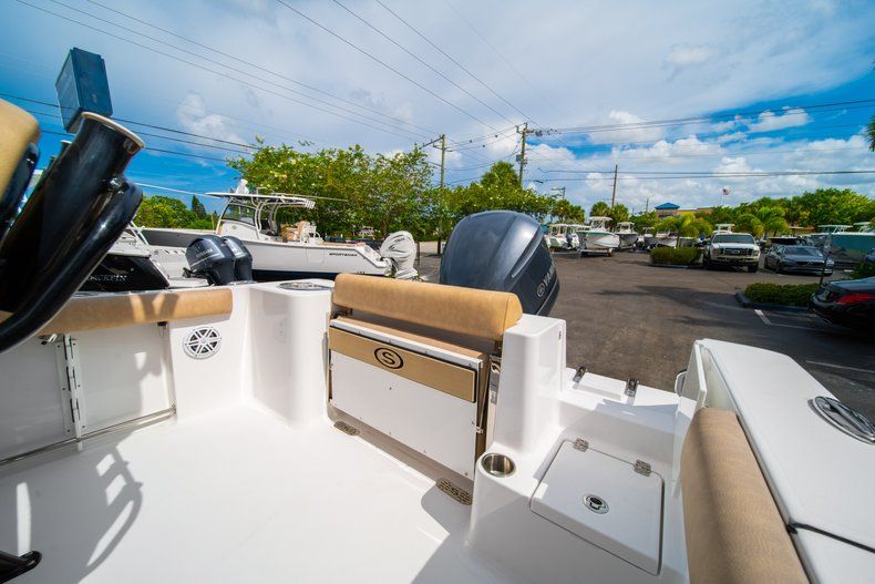 Thumbnail 15 for New 2019 Sportsman Open 232 Center Console boat for sale in Miami, FL