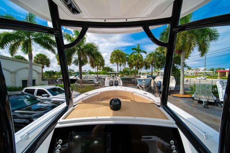 Thumbnail 26 for New 2019 Sportsman Open 232 Center Console boat for sale in Miami, FL
