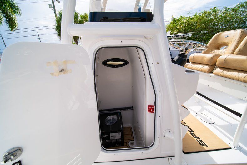 Thumbnail 32 for New 2019 Sportsman Open 242 Center Console boat for sale in West Palm Beach, FL
