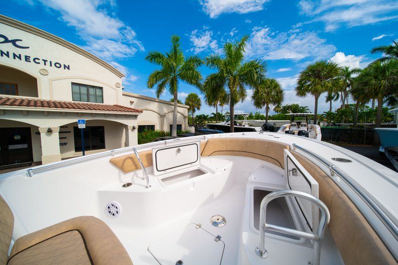 Thumbnail 35 for New 2019 Sportsman Open 242 Center Console boat for sale in West Palm Beach, FL