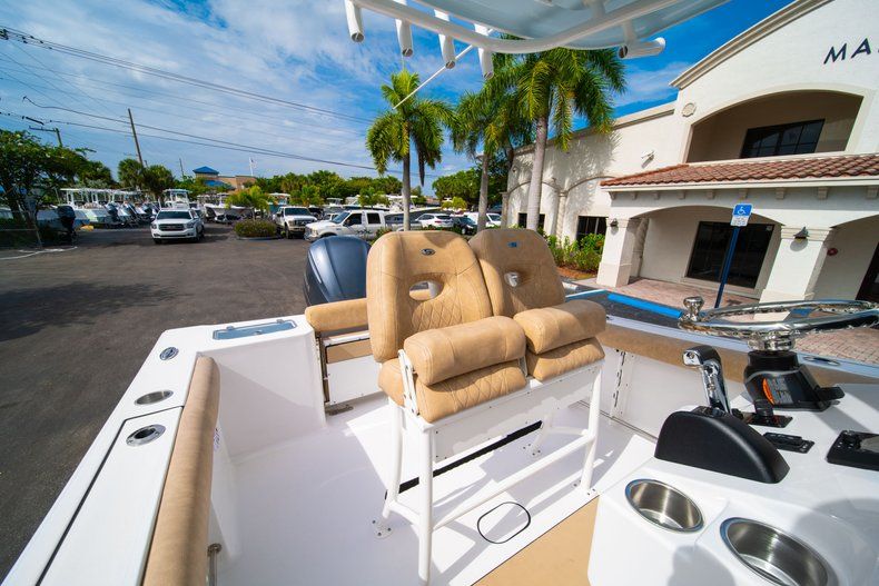 Thumbnail 29 for New 2019 Sportsman Open 242 Center Console boat for sale in West Palm Beach, FL