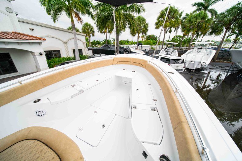 Thumbnail 33 for New 2019 Sportsman Open 282 Center Console boat for sale in Vero Beach, FL