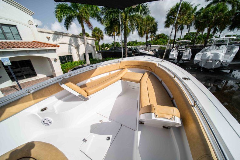 Thumbnail 35 for New 2019 Sportsman Open 282 Center Console boat for sale in Vero Beach, FL