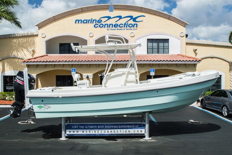 Used 2013 Mojito M230X CC Center Console boat for sale in West Palm Beach, FL