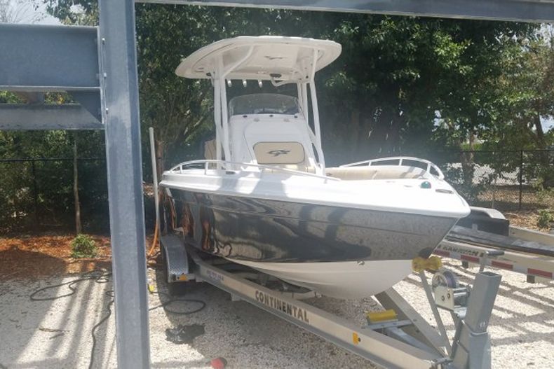 Thumbnail 1 for Used 2017 Glasstream 255 PRO-XS boat for sale in West Palm Beach, FL