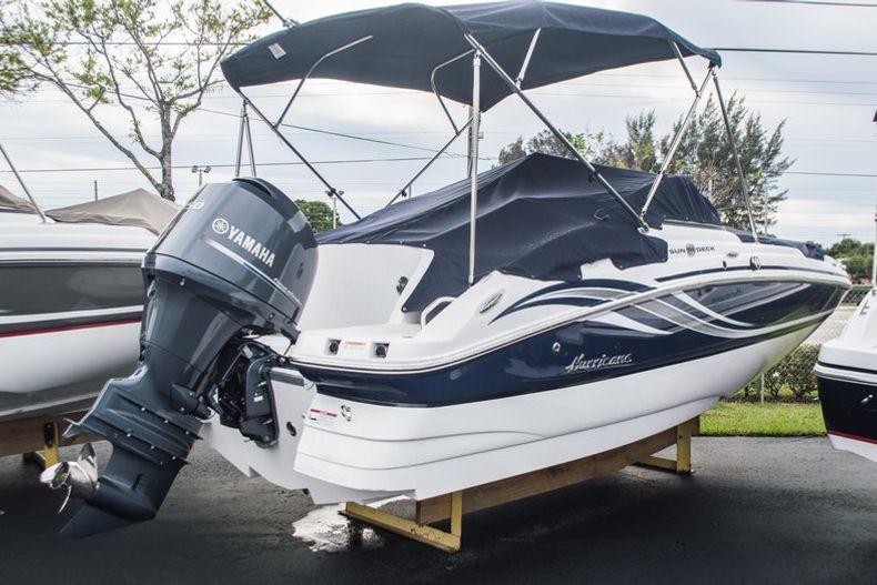 Thumbnail 1 for New 2014 Hurricane SunDeck SD 2000 OB boat for sale in Miami, FL