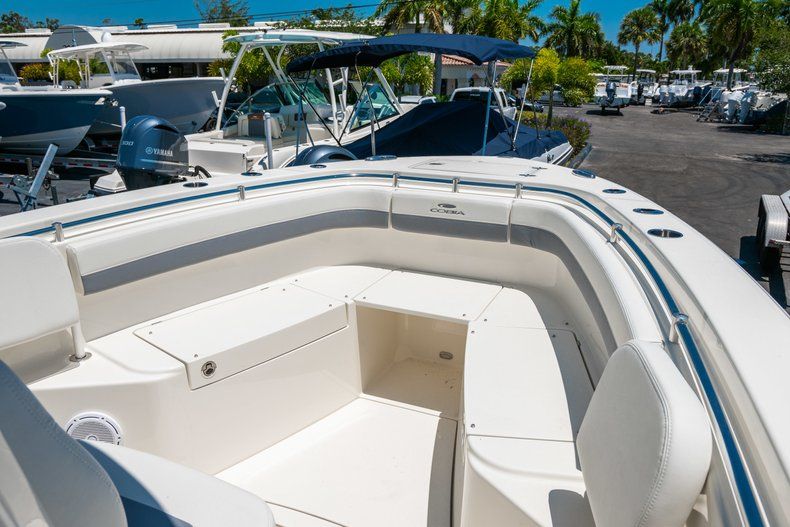 Thumbnail 8 for New 2019 Cobia 280 Center Console boat for sale in West Palm Beach, FL