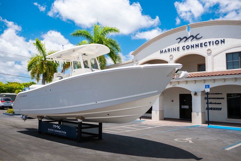 Thumbnail 1 for New 2019 Cobia 280 Center Console boat for sale in Miami, FL