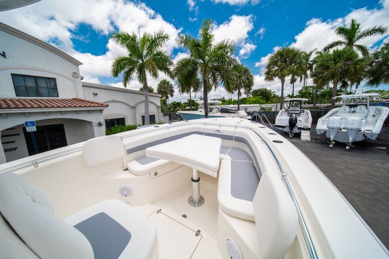 Thumbnail 29 for New 2019 Cobia 280 Center Console boat for sale in Miami, FL