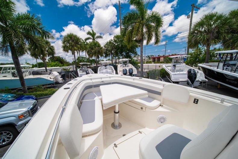 Thumbnail 32 for New 2019 Cobia 280 Center Console boat for sale in Miami, FL
