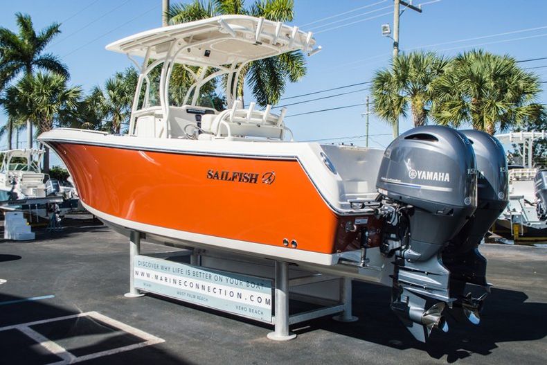 Thumbnail 5 for New 2015 Sailfish 270 CC Center Console boat for sale in Miami, FL