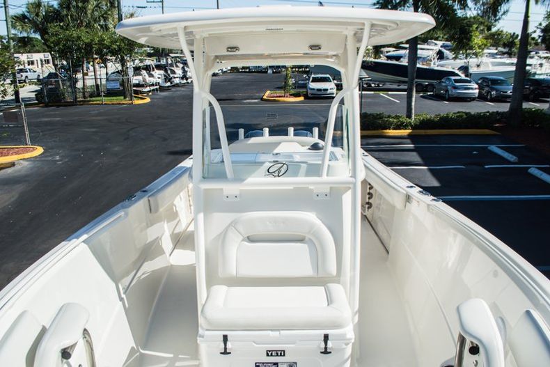Thumbnail 13 for New 2015 Sailfish 270 CC Center Console boat for sale in Miami, FL