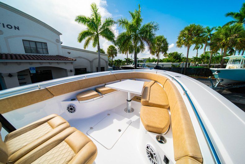 Thumbnail 33 for New 2019 Sportsman Open 312 Center Console boat for sale in West Palm Beach, FL