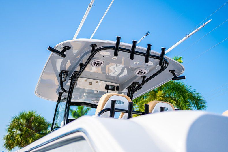 Thumbnail 6 for New 2019 Sportsman Open 312 Center Console boat for sale in West Palm Beach, FL