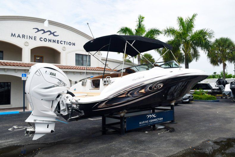 Thumbnail 7 for New 2019 Hurricane SD 2690 OB boat for sale in West Palm Beach, FL