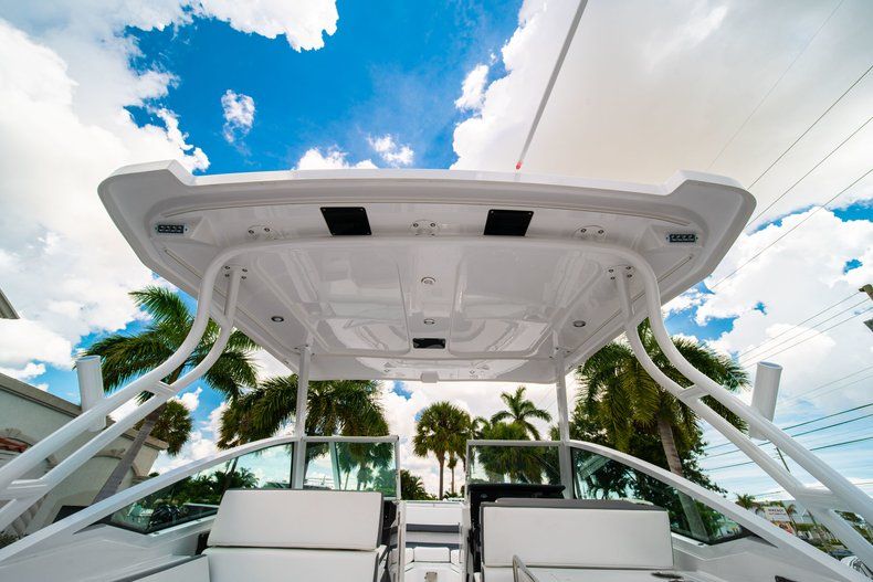 Thumbnail 8 for New 2019 Blackfin 272DC Dual Console boat for sale in West Palm Beach, FL
