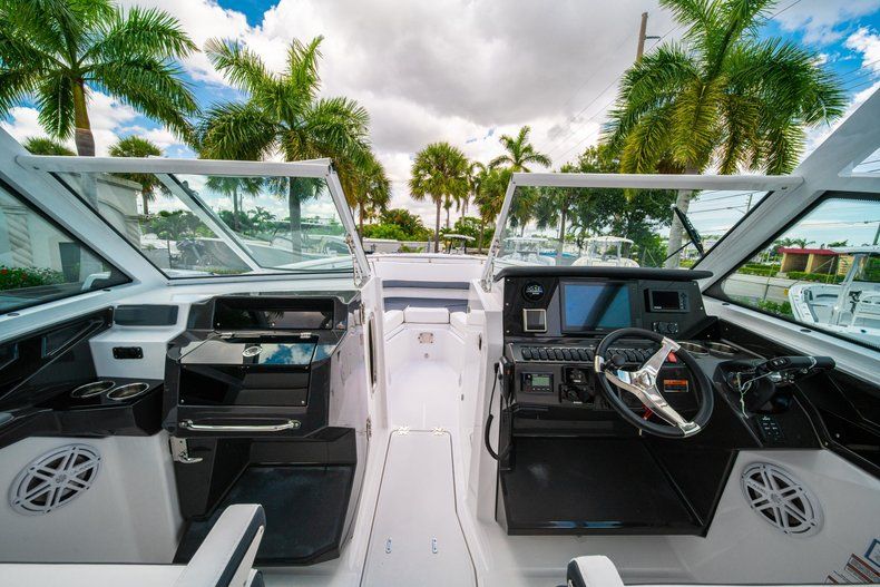 Thumbnail 44 for New 2019 Blackfin 272DC Dual Console boat for sale in West Palm Beach, FL