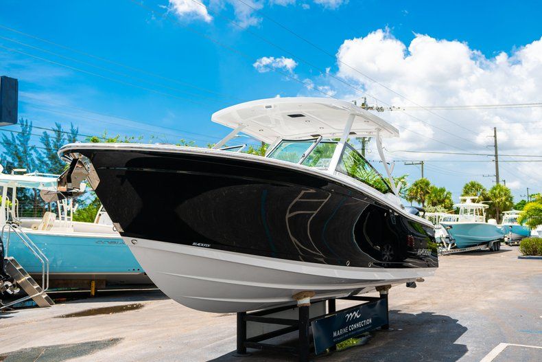 Thumbnail 3 for New 2019 Blackfin 272DC Dual Console boat for sale in West Palm Beach, FL
