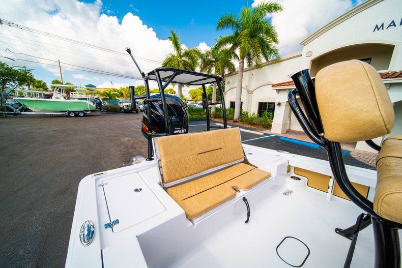Thumbnail 9 for New 2019 Sportsman Tournament 214 Bay Boat boat for sale in Vero Beach, FL
