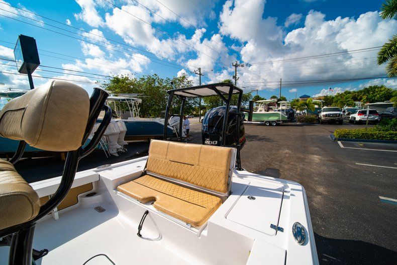 Thumbnail 11 for New 2019 Sportsman Tournament 214 Bay Boat boat for sale in Vero Beach, FL