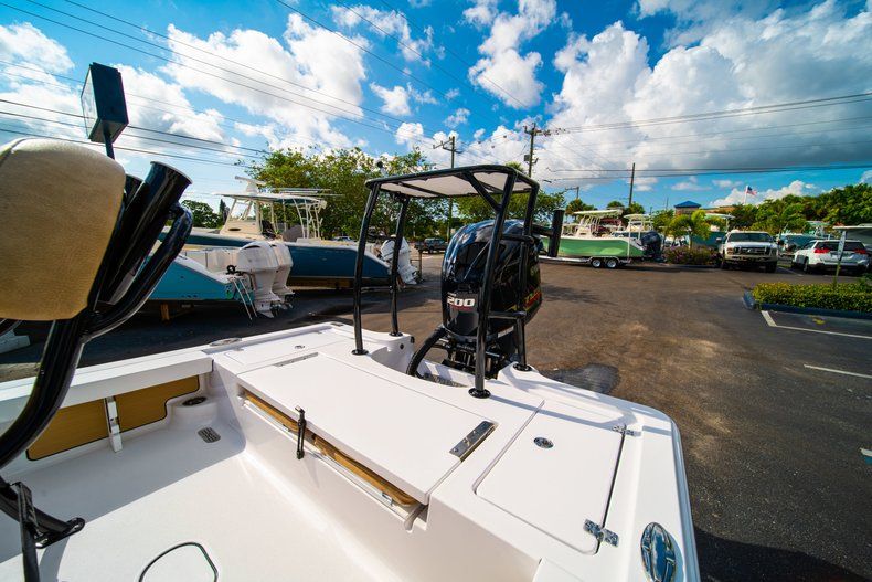 Thumbnail 10 for New 2019 Sportsman Tournament 214 Bay Boat boat for sale in Vero Beach, FL