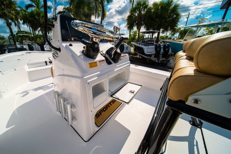 Thumbnail 23 for New 2019 Sportsman Tournament 214 Bay Boat boat for sale in Vero Beach, FL