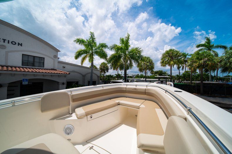 Thumbnail 35 for New 2019 Cobia 280 cc boat for sale in Fort Lauderdale, FL