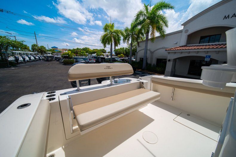 Thumbnail 10 for New 2019 Cobia 280 cc boat for sale in Fort Lauderdale, FL